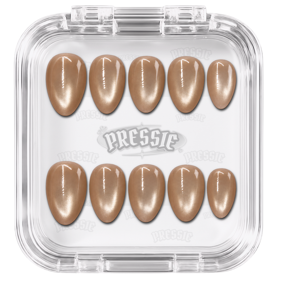 Faux ongles beiges à effet nacré, présentés dans leur boîte Pressie Nails — Jinju beige. @product