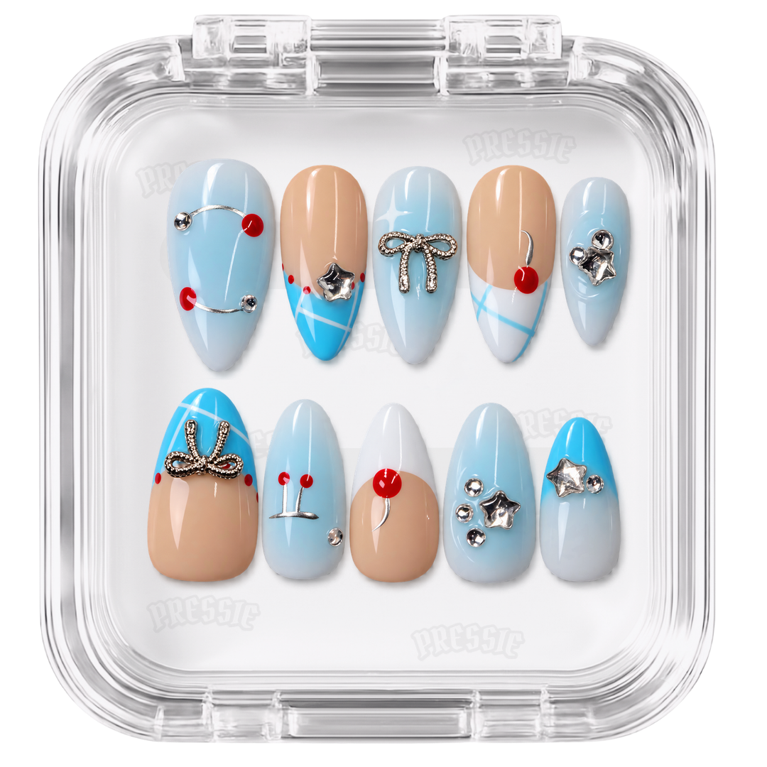 Faux ongles bleu cerises nœuds strass | Blue Cherry — PRESSIE NAILS