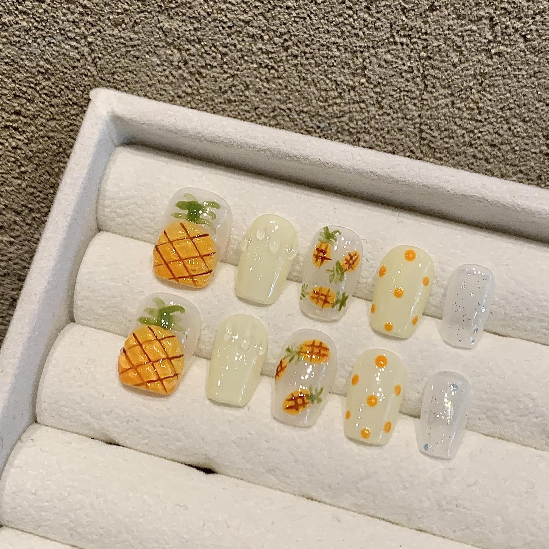 Ananas - Summer 2025