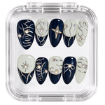 Kit de faux ongles Black Clove dans sa boîte Pressie Nails