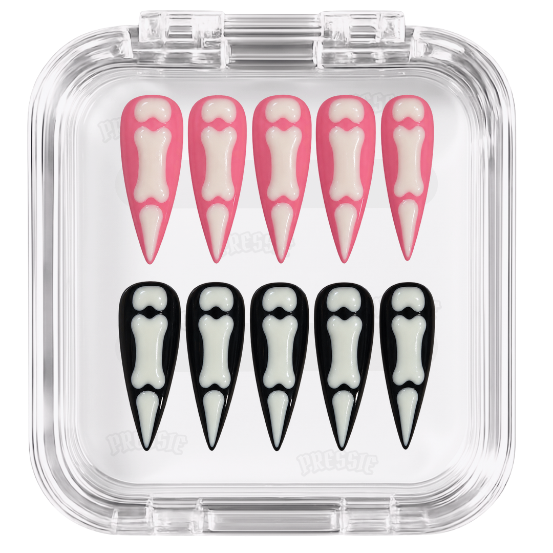 Kit de faux ongles Pinku Sukeruton dans sa boîte Pressie Nails