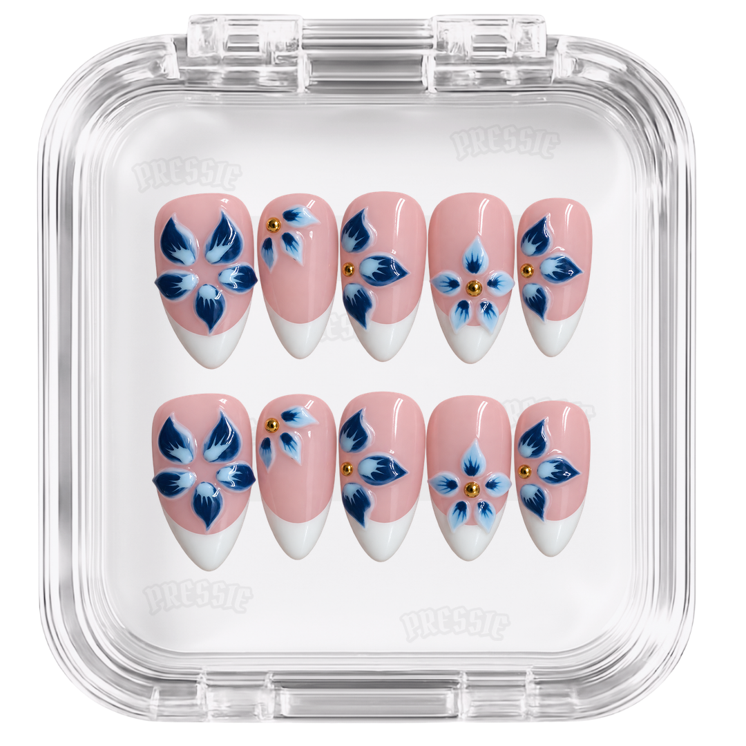 Faux ongles rose fleurs bleues french blanche | Blue Hana — PRESSIE NAILS