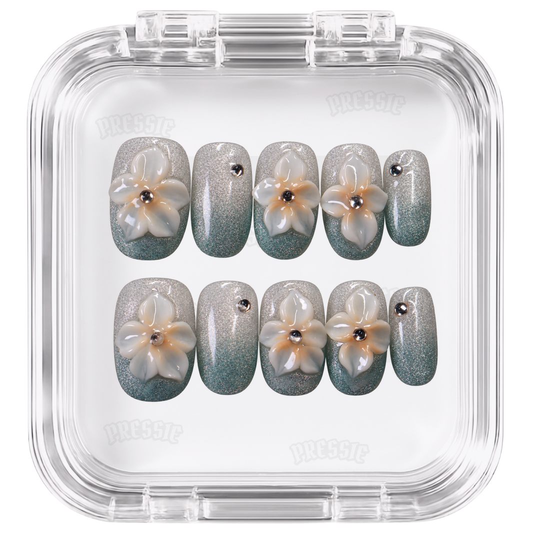 Faux ongles argentés fleurs 3D | Maohi — PRESSIE NAILS